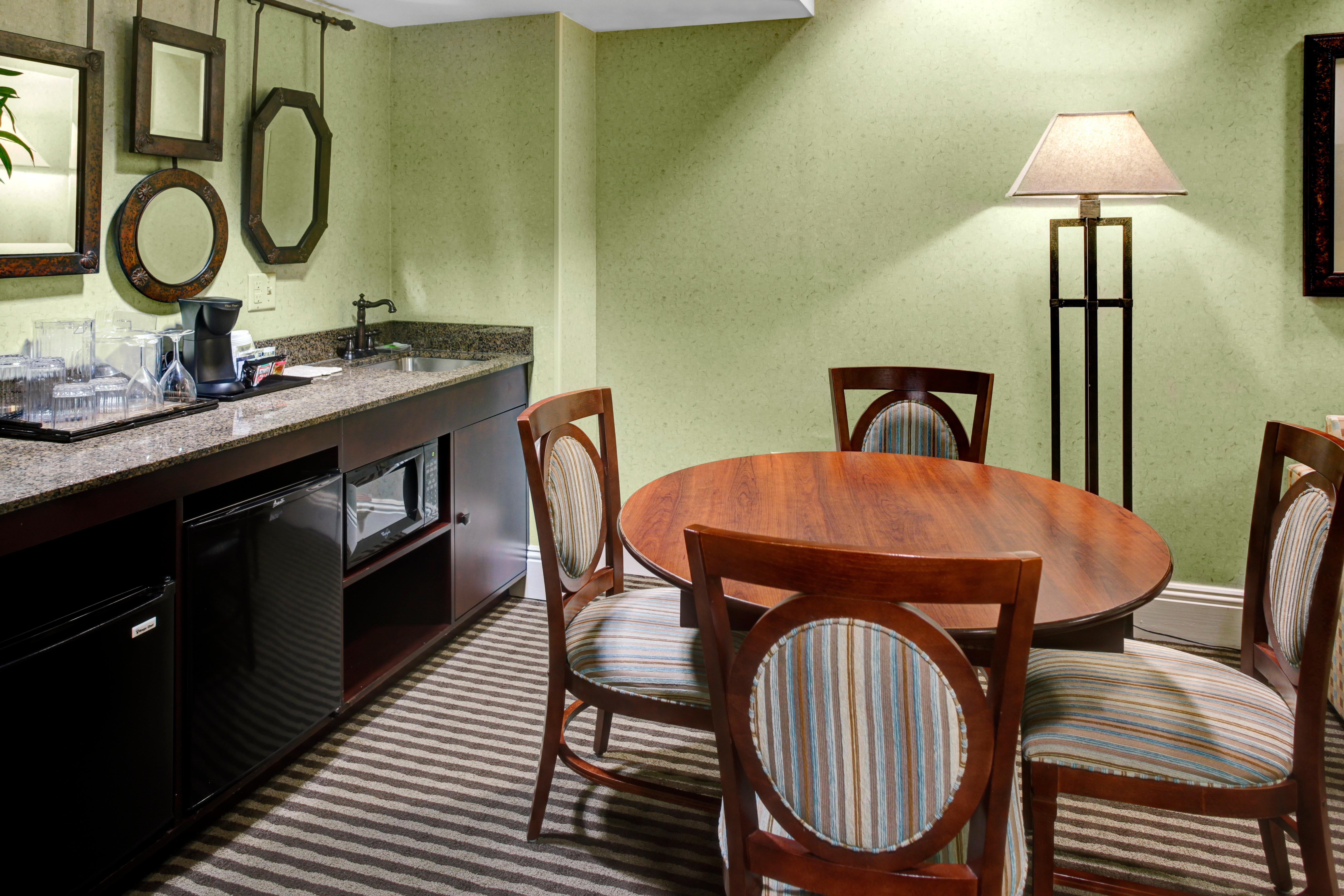 Holiday Inn Express Hotel & Suites Atlanta Buckhead By Ihg Kültér fotó