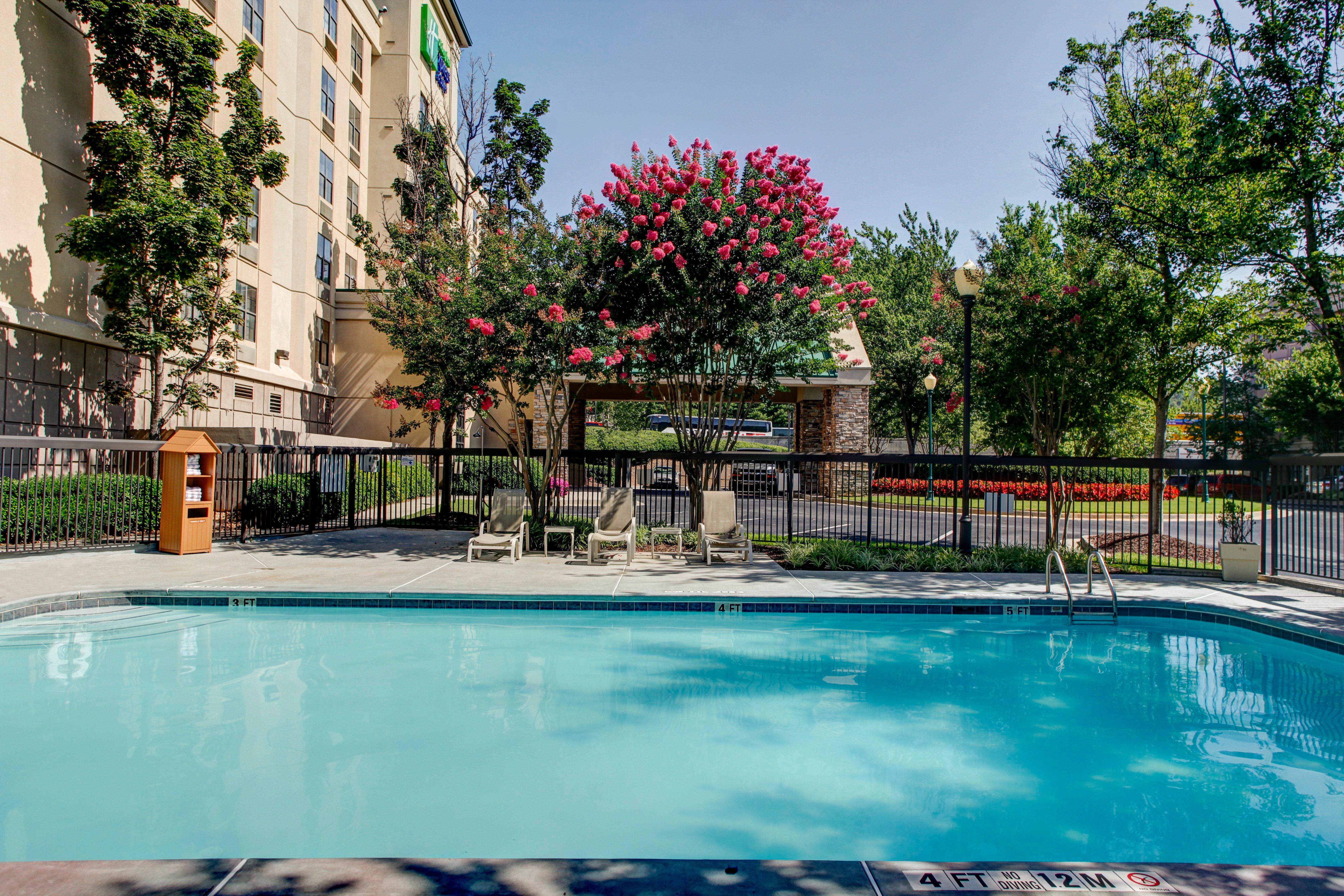 Holiday Inn Express Hotel & Suites Atlanta Buckhead By Ihg Kültér fotó